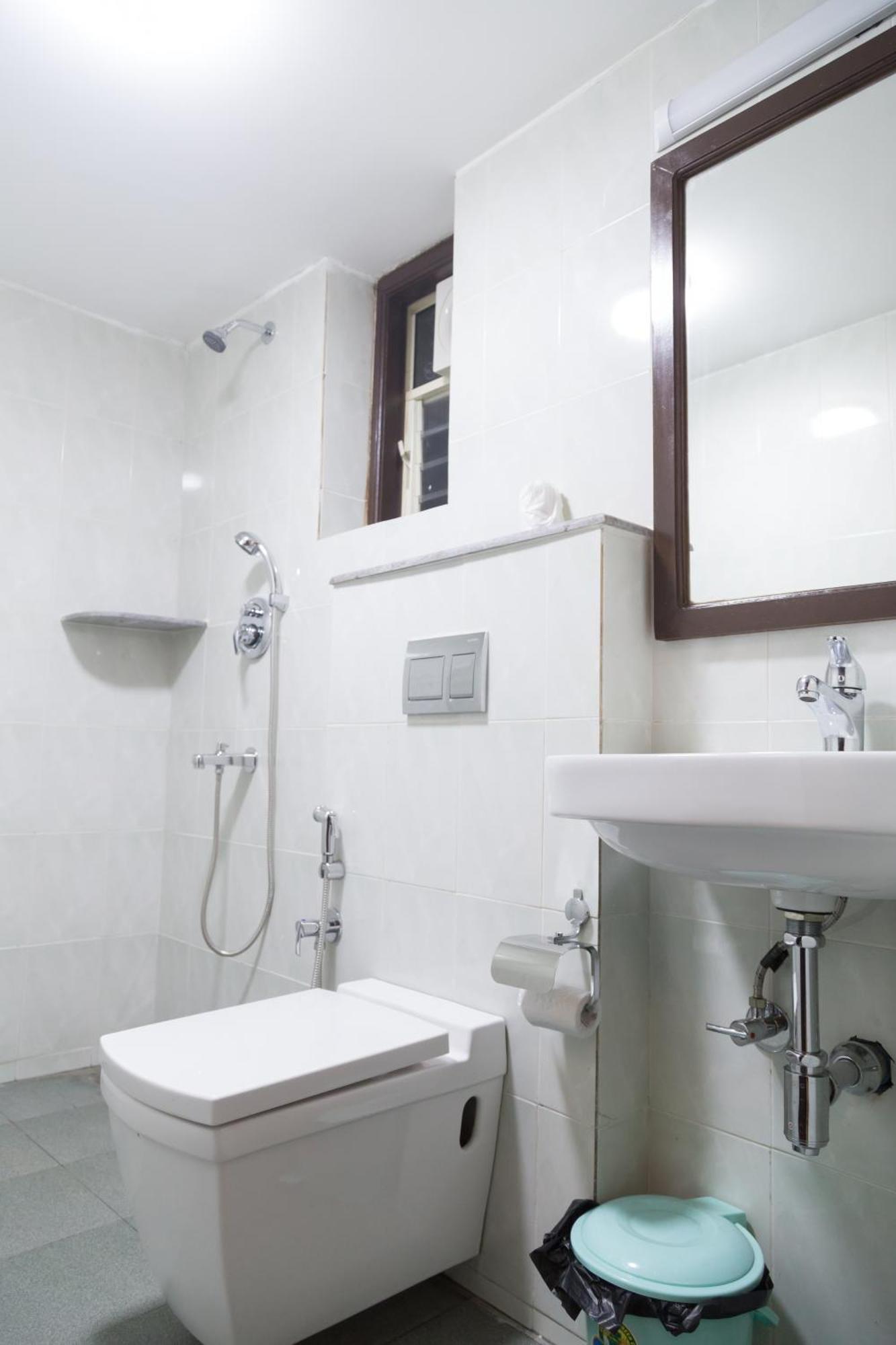 Hill Top Goa Lodge Вагатор Стая снимка