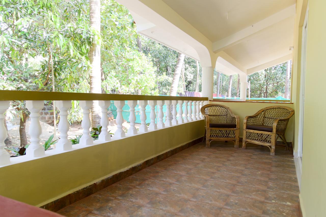 Hill Top Goa Lodge Вагатор Екстериор снимка