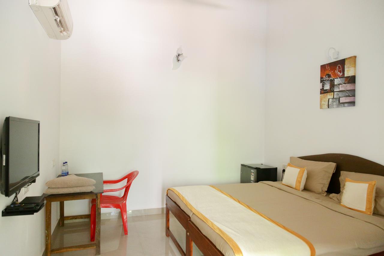 Hill Top Goa Lodge Вагатор Екстериор снимка