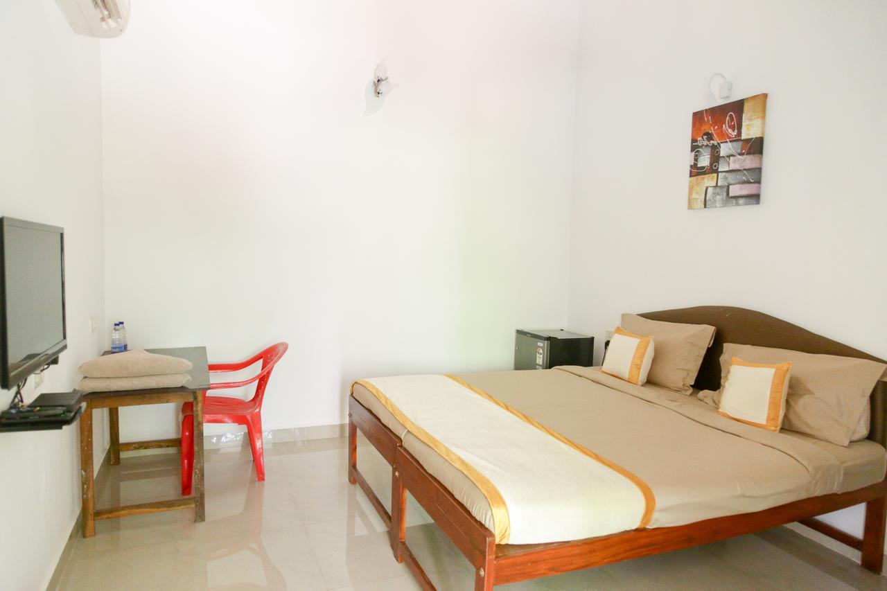 Hill Top Goa Lodge Вагатор Екстериор снимка